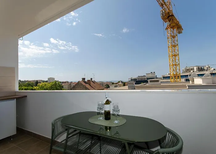 Apartman Modern Living Airy Split