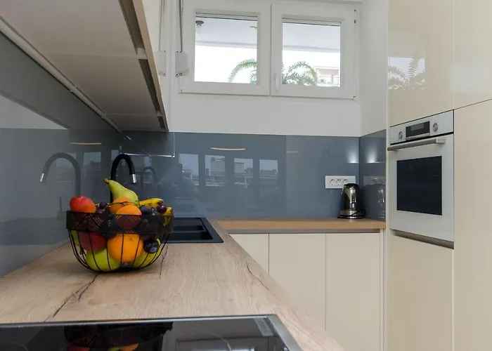 Apartman Modern Living Airy Split